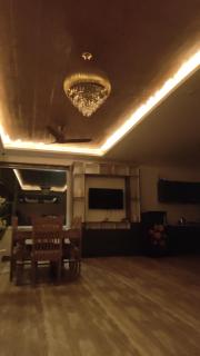 lake & woods-a boutique lakeview property - 2