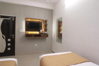 Hotel Delhi Airport Stay Vila - 6