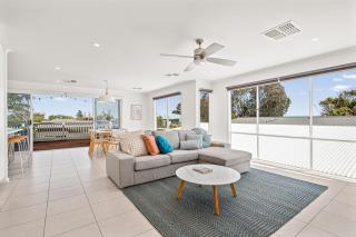 Coastal Haven - Sellicks Beach - C21 SouthCoast Holidays - 3