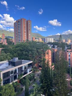 Poblado San Lucas a 7 minutos del Centro comercial tesoro y Santa Fe - 3