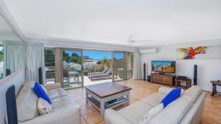 The Ambassador 9 Views! - 0