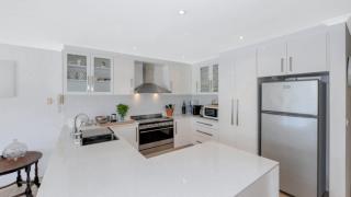 The Ambassador 9 Views! - 6