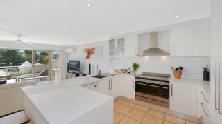 The Ambassador 9 Views! - 5