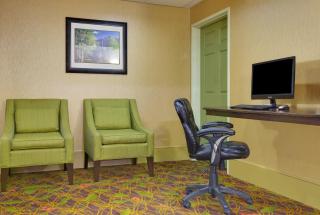 Holiday Inn Express Oakdale by IHG - 4