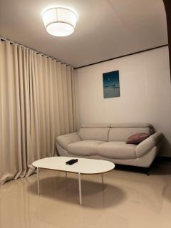 Stay Moonlight N401 Jinju Castle Jinyangho Park Yudeung Museum Jinju National University of Education Jinju Health University Gyeongsang National University Jinju Court - 3