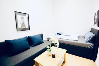 Super Central Cozy 5 BR Apt 10Min Walk to Augarten - 9