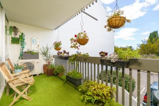 Artful Kingston Stay with Personal Touch - Hosted by Canstay - 5