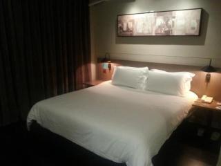Jinjiang Inn Select Shanghai Nanxiang Minzhu Street - Jiading - 4