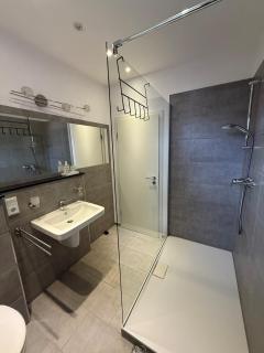 Großzügiges Business Apartment 61 Kenn - Kenn - 5