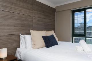 Central 2BR apartment, Hotel vibe, Walk everywhere - Hosted by Canstay - 4