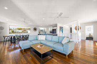 Escape to Grandview - 8