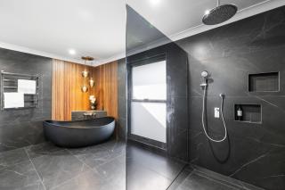 Escape to Grandview - 1