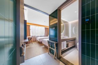 Orange Hotel Shanghai Xujiahui Stadium - 3