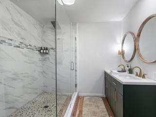 Private desert compound three separate living spaces each with its own entrance - 7