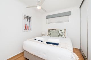 Beachfront living, stroll to shops and restaurants by Custom Bnb Hosting - 6