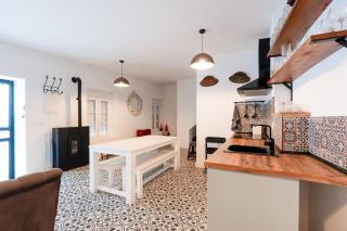 Casa Típica con Terraza - 2