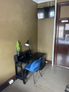 Glengarry Castle Hotel - 1