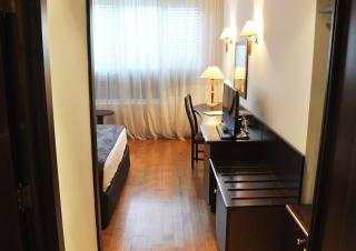 Best Western Central Hotel - Arad - 6