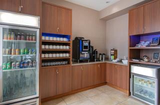 DoubleTree by Hilton Hotel & Conference Centre Regina - 2