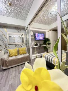 Cmescapestaycation - 4