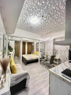 Cmescapestaycation - 3