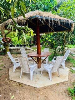 Shan Hostel And Restaurant - 2