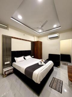 Hotel Livinn - Indore - 0