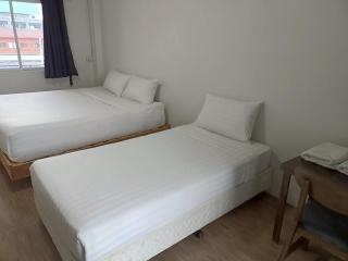 Comfy Hotels Suvarnabhumi Airport - 3