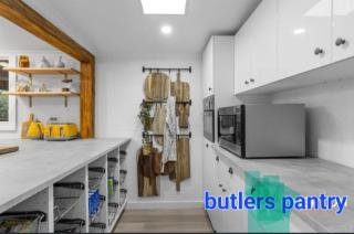 Ensuited Queen bedroom - 5