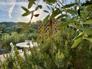 ROSMARINO - Comodità e tranquillità con Giardino e Parcheggio - 0