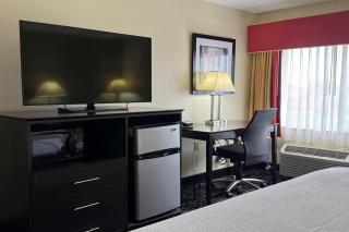Baymont by Wyndham Evansville North/Haubstadt - 4