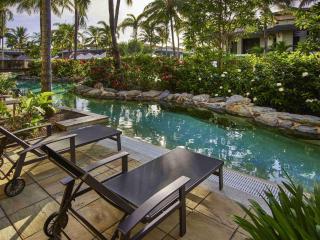 Pullman Port Douglas Sea Temple Resort and Spa - 4