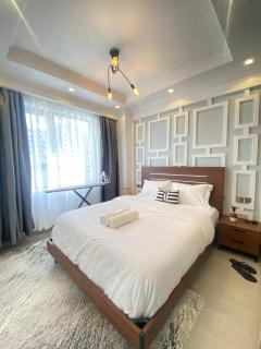 Quiet Luxe Getaway in Kilimani 2 bedroom two bath - 6