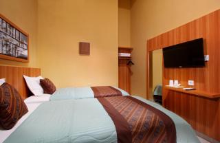 Family & Superior Hotel Malioboro-Yogyakarta - 9