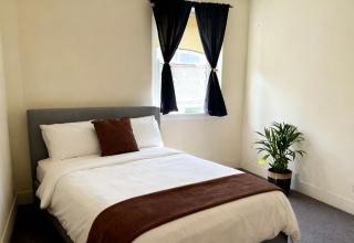 Burwood central unit - Sydney - 6