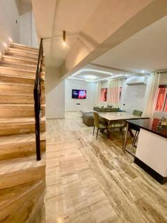 Rare, duplex 3 chambres, proche du centre - 6