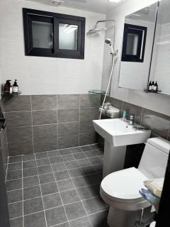 Stay Moonlight N301 Jinju Castle Jinyangho Park Yudeung Museum Jinju National University of Education Jinju Health University Kyungpook National University Jinju Court - 4