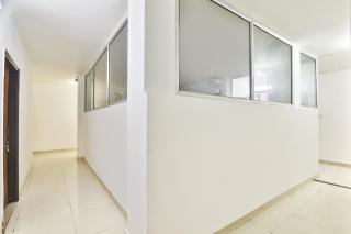 FabHotel Raas Inn - 9