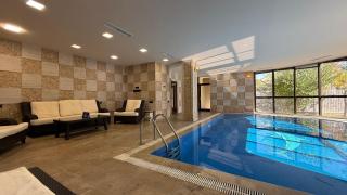 Villa с закрытым бассейном - 7