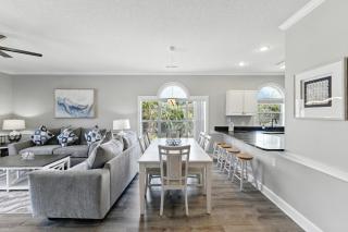 Magnolia Place 4737-204 - 8