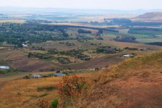 Luxury 4BR Drakensberg Home Private Pool and Braai - 1