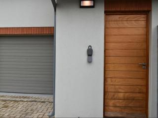 1 on York Townhouse 3 - 1