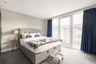 Modern 2BR Flat close to Queen's Park - 7