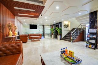 Hotel Royal Rosette Near New Delhi Railway Station - Connaught Place and VFS - 0