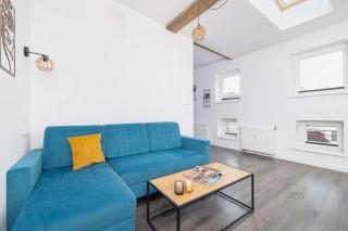 Cozy Studio with Air Conditioning close to the City Center in Katowice by Noclegi Renters - 4