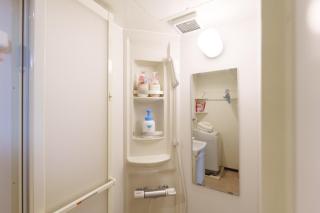 Shin no Kyo 608 - 2-Min Walk to Kuromon Market - Family Suite with 2 Bedrooms - 2 Toilets & 1 Bathroom - Heated Living Room Floor - Near Dotonbori - 4