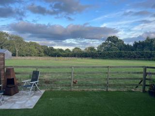 Willowbrook Luxury Log Cabin with private hot tub - 4