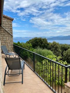 Maison de Charme Vue Exceptionnelle Mer & Montagne - 3