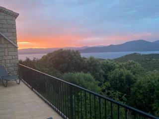 Maison de Charme Vue Exceptionnelle Mer & Montagne - 5