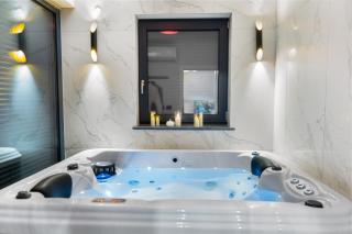 Charming Villa Harmonia with Heated pool and Indoor Jacuzzi surrounded by nature - 4